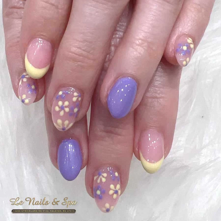 August Nail Trends to Try